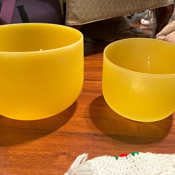 Singing bowls